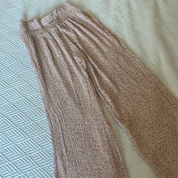 floral pants - Picture 1 of 2